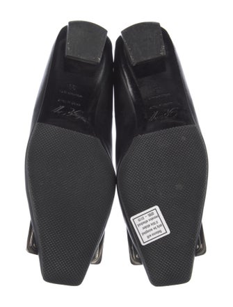 Roger Vivier Leather Flats