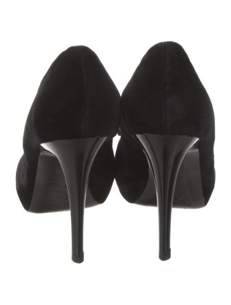 Roger Vivier Velvet Crystal Embellishments Pumps