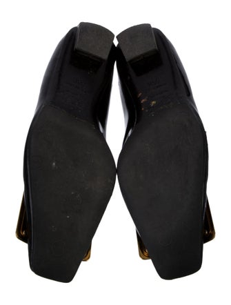 Roger Vivier Patent Leather Ballet Flats