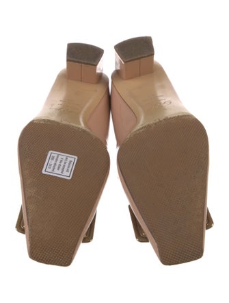 Roger Vivier Patent Leather Pumps