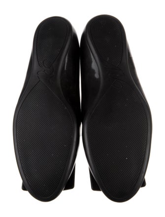 Roger Vivier Patent Leather Ballet Flats