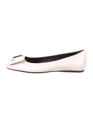 Pre-owned Roger Vivier Leather Ballet Flats In Black