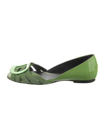 Pre-owned Roger Vivier Patent Leather D'orsay Flats In Green