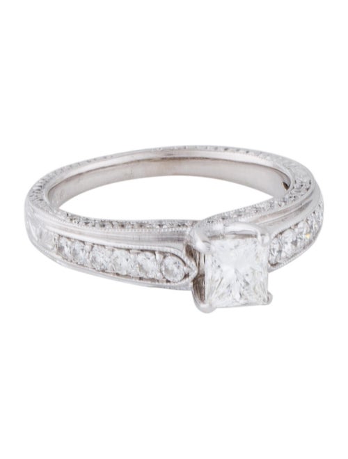 Ring 18K Diamond Engagement Ring white