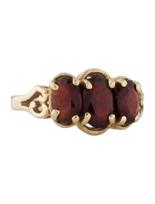 14K Garnet Cocktail Ring yellow