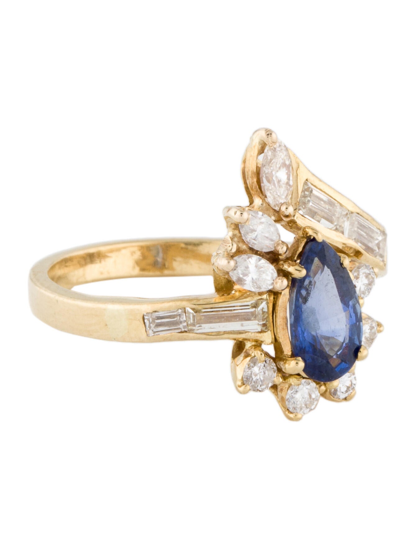 Ring 18K Sapphire & Diamond Cocktail Ring