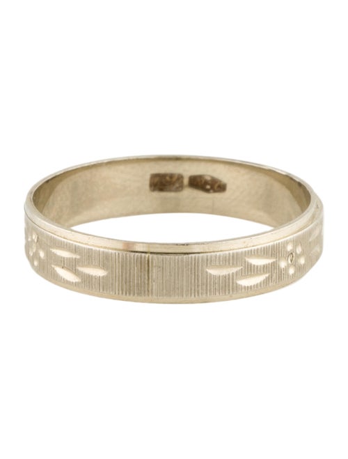 Ring 18K Engraved Wedding Band