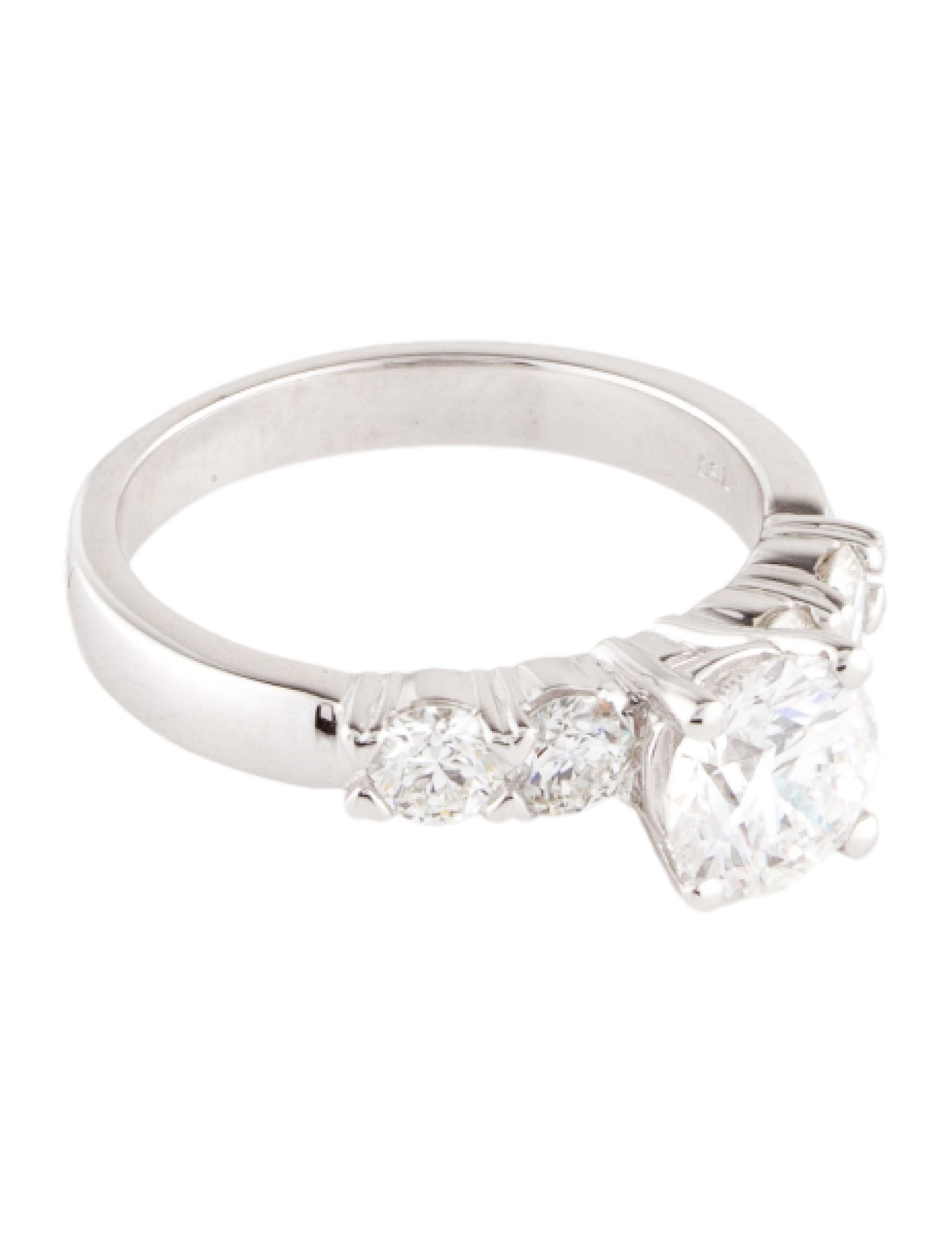 Ring 1.06ct Lab-Grown Diamond Engagement