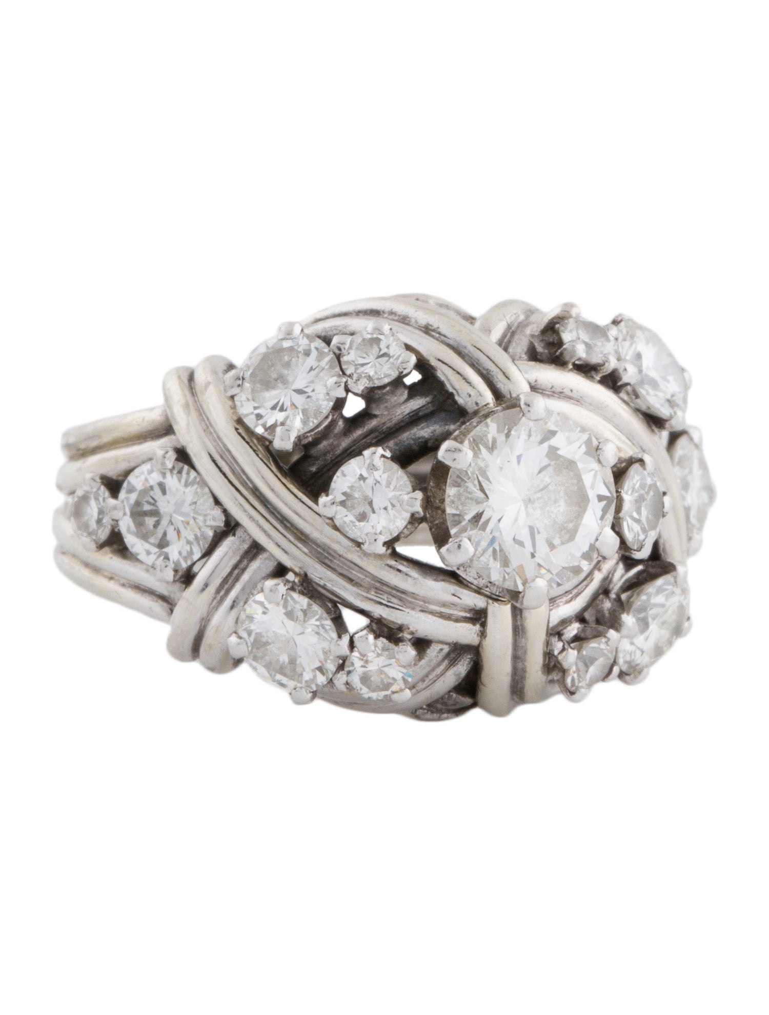 Ring 18K 1.95ctw Diamond Cluster Ring
