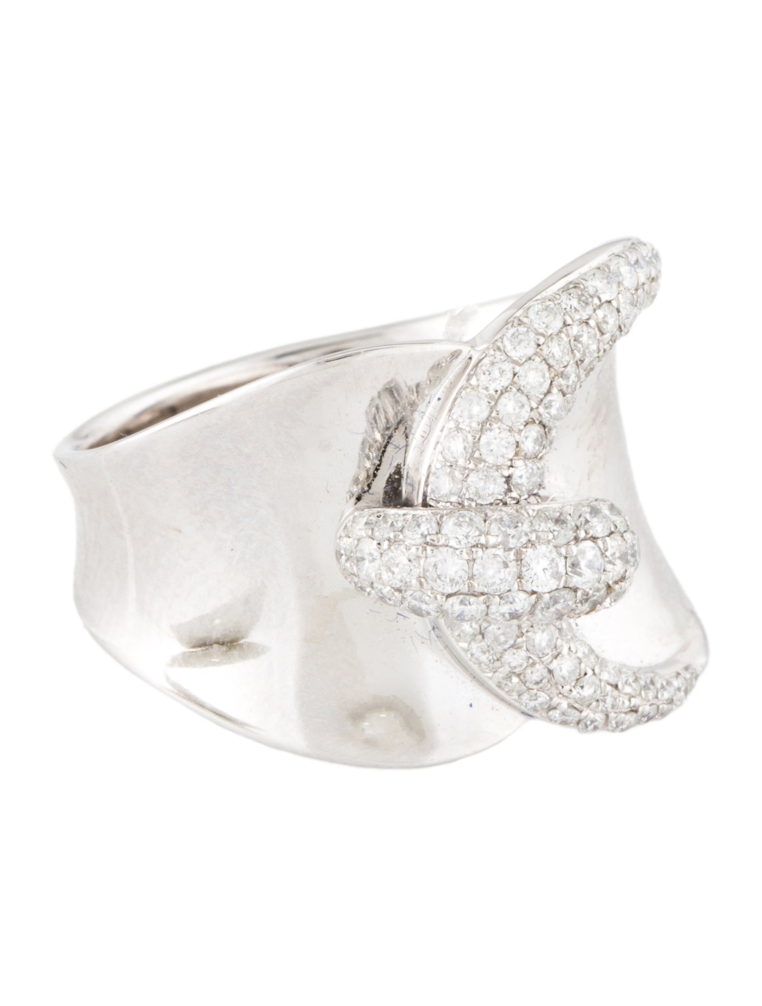 Ring 14K Diamond Pavé Buckle Band