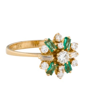 Ring Cocktail 18K Diamond & Emerald 7