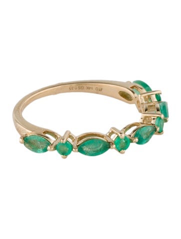 Ring Band 14K Emerald 6.75