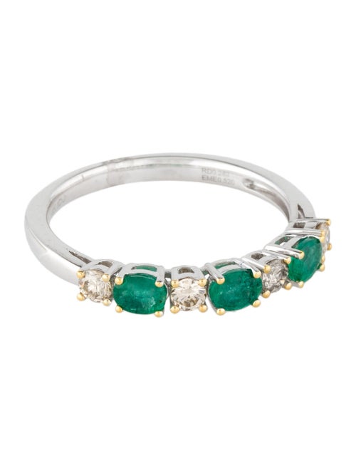 Ring 14K Emerald & Diamond Band