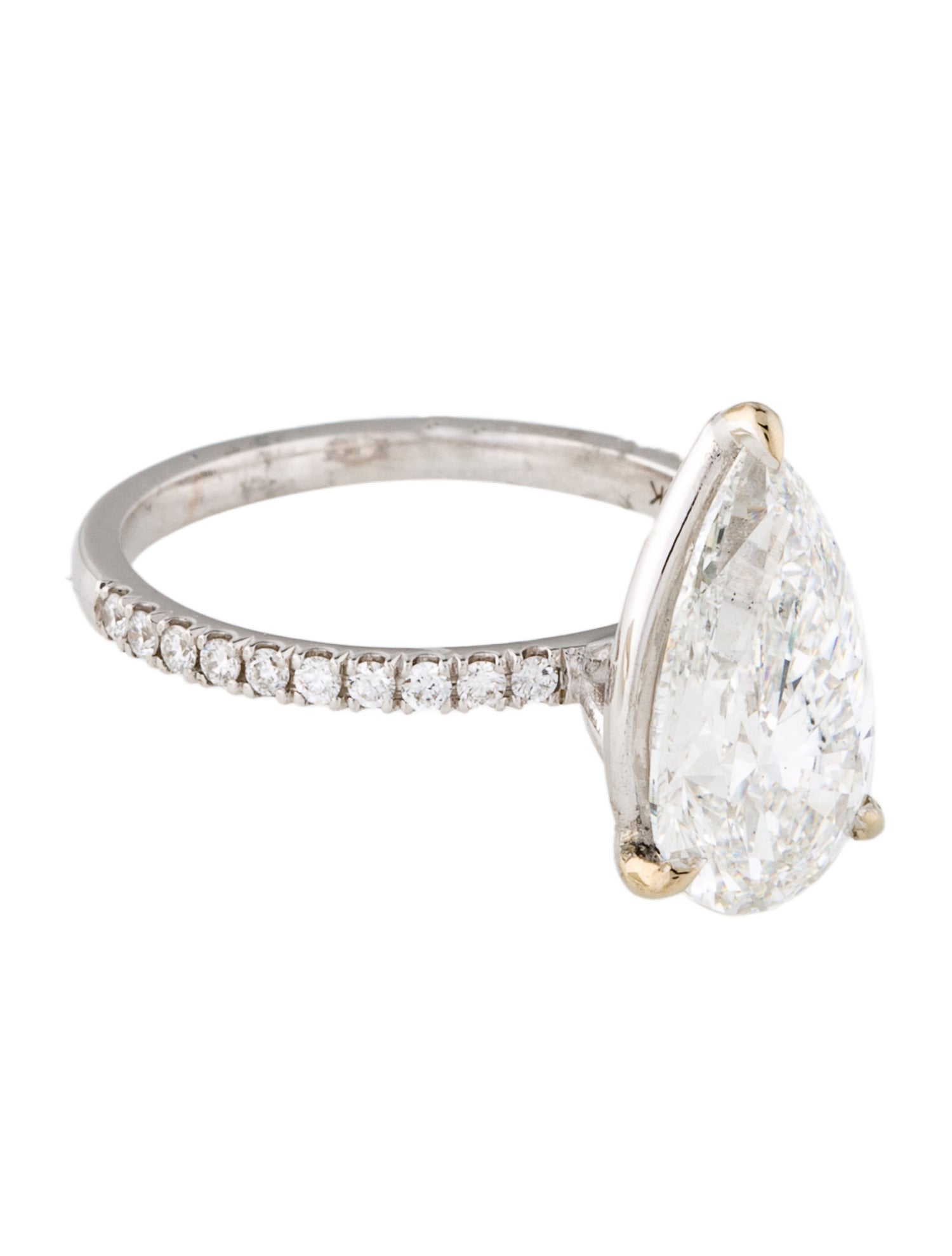 Ring 18K 3.14ct Lab-Grown Diamond Engagement