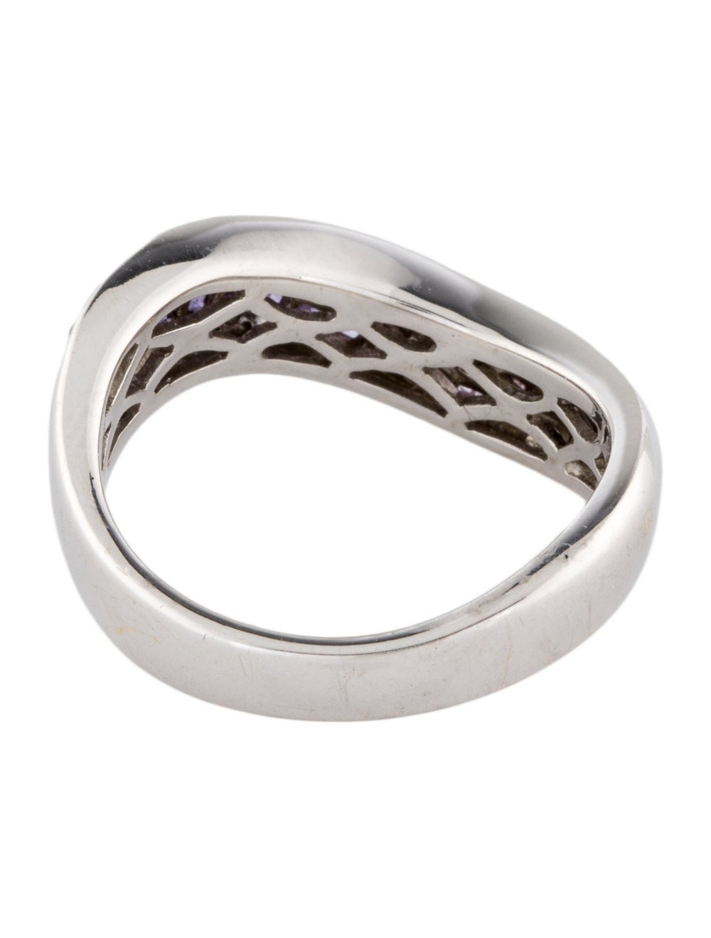 Ring 18K White Gold Featuring Rectangular Modifie… - image 4