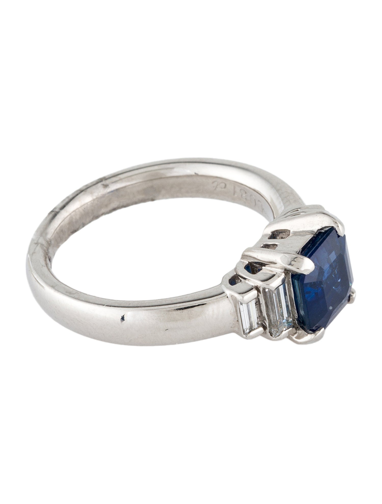 Ring Platinum 1.50ct Thailand Sapphire & Diamond Cocktail Ring