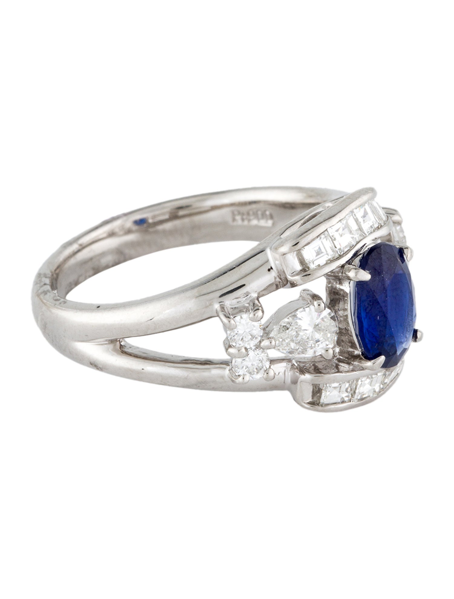 Ring Platinum 1.27ct Sapphire & Diamond Cocktail Ring