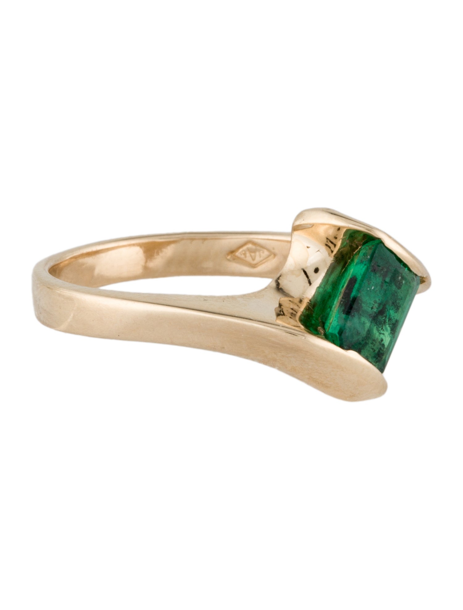 Ring 14K Emerald Cocktail Ring