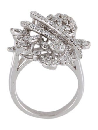Ring 18K 1.32ctw Diamond Cluster Cocktail Ring