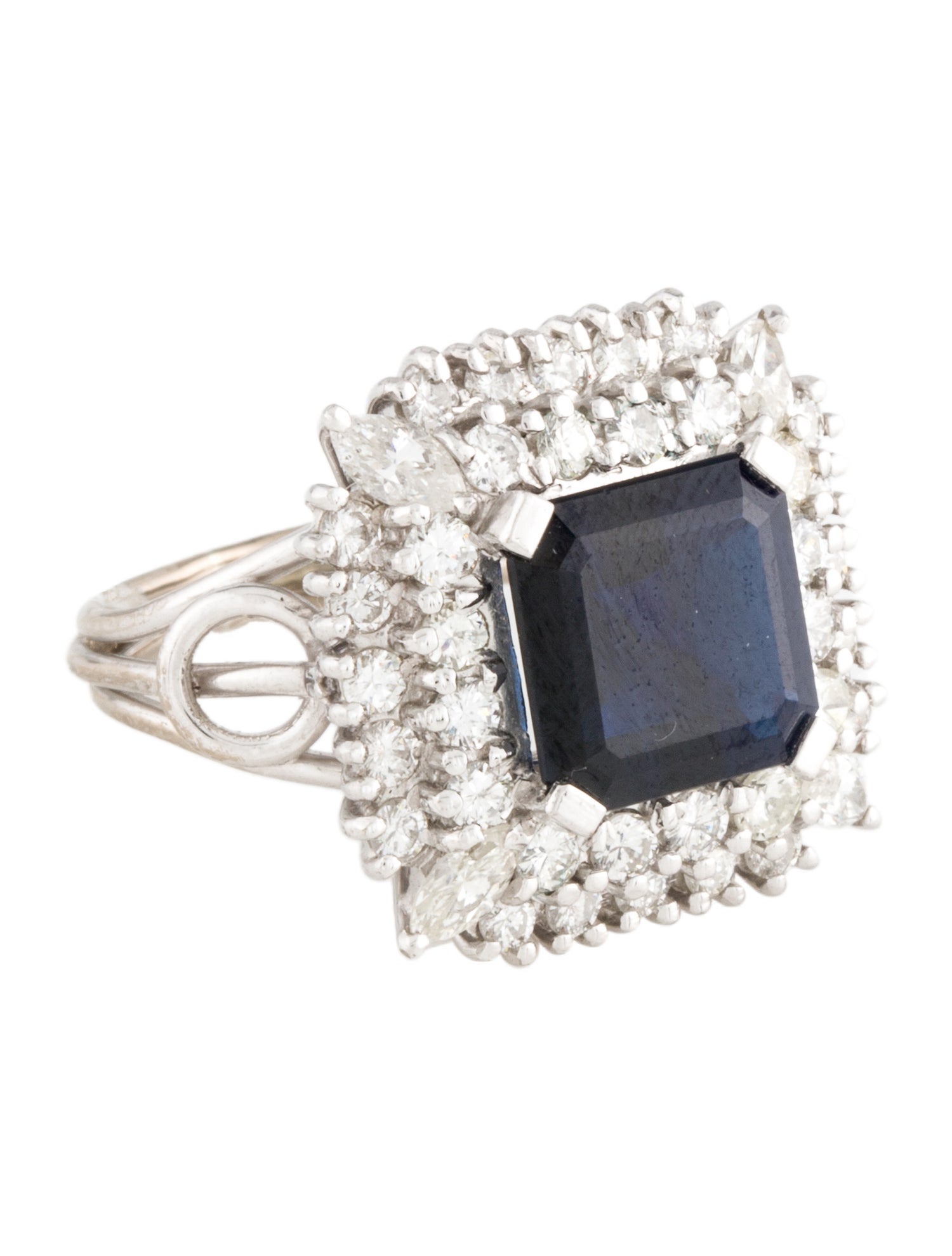 Ring 18K 3.56ct Sapphire & Diamond Cocktail