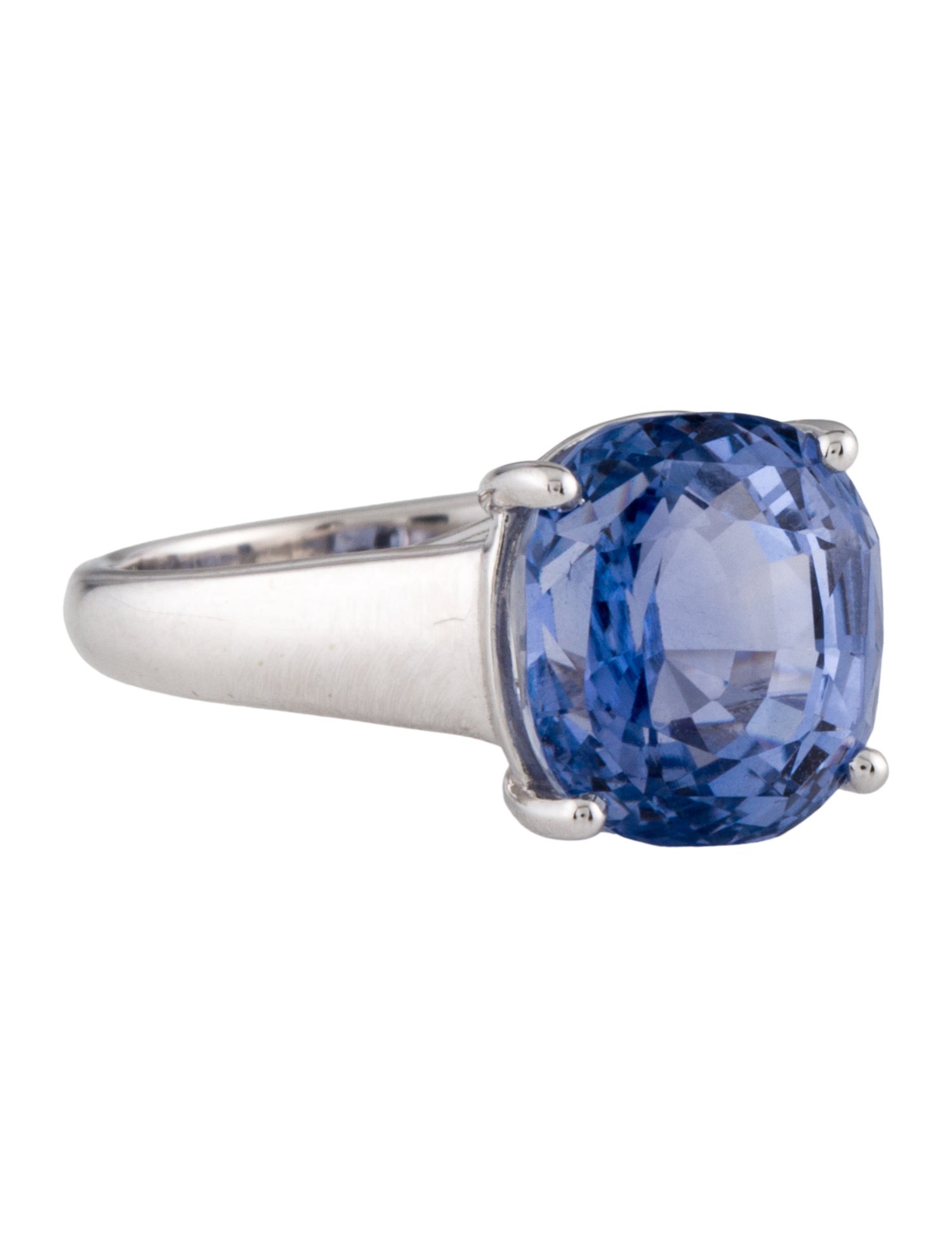 Ring 14K 5.81ct Sapphire Cocktail
