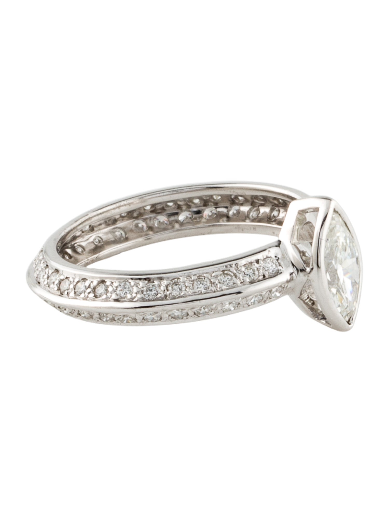 Ring 18K 1.00ctw Diamond Engagement Ring