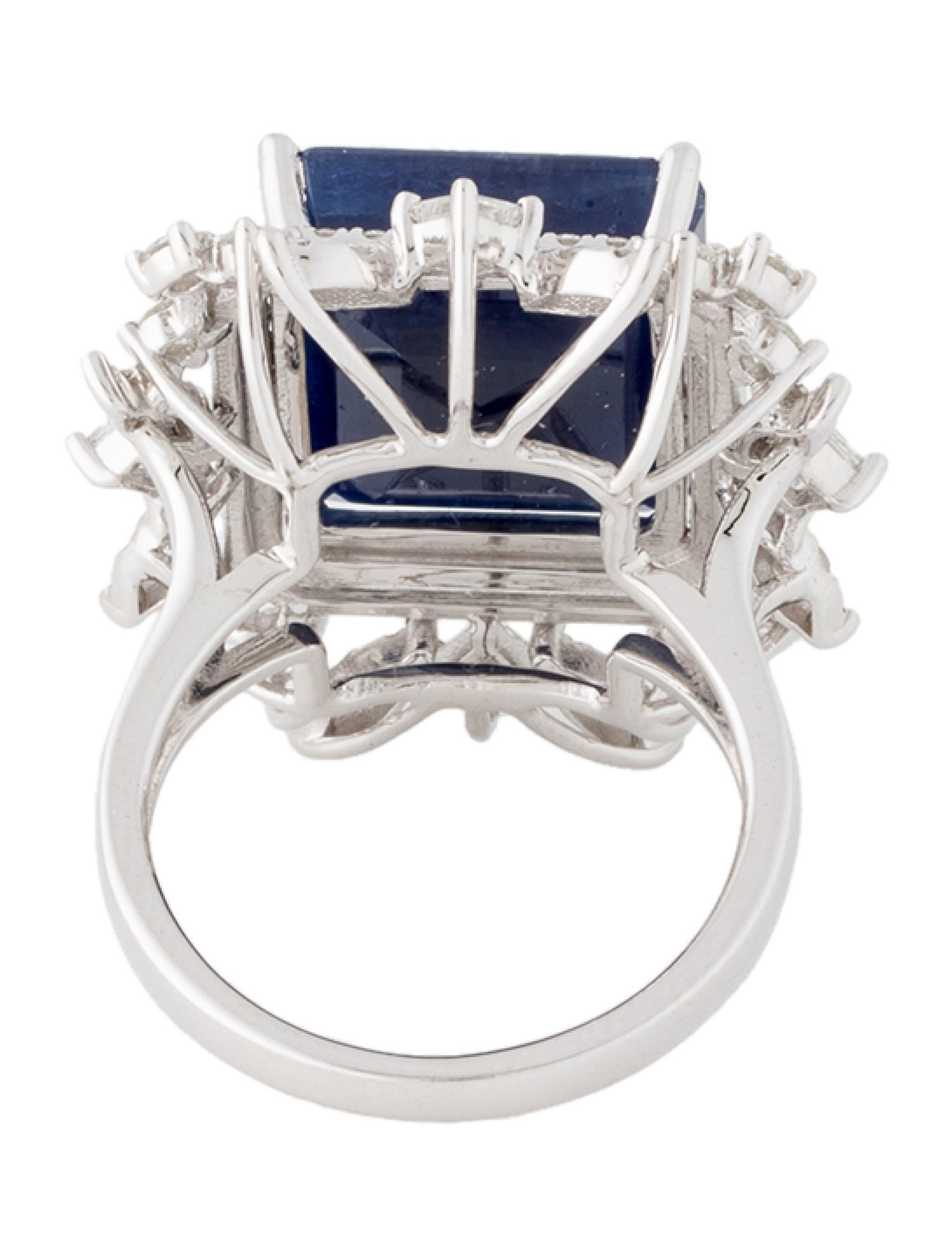 Ring 18K 10.98ct Sapphire & Diamond Cocktail Ring