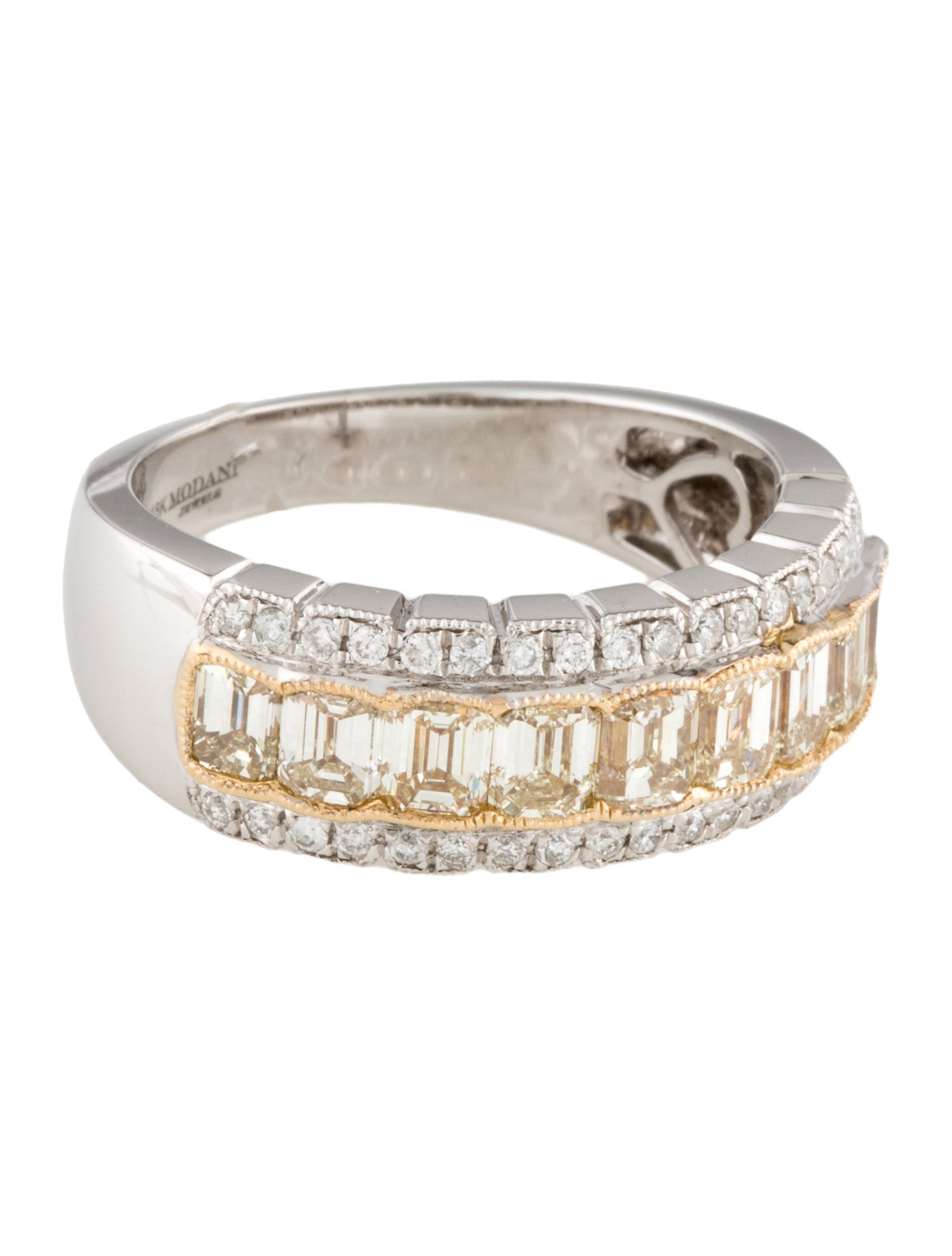 Ring 18K 1.81ctw Diamond Band Ring