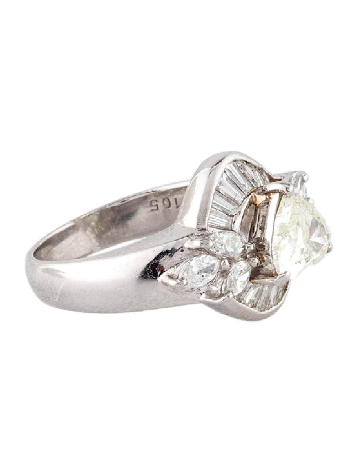 Ring Platinum 1.05ct Diamond Cocktail Ring