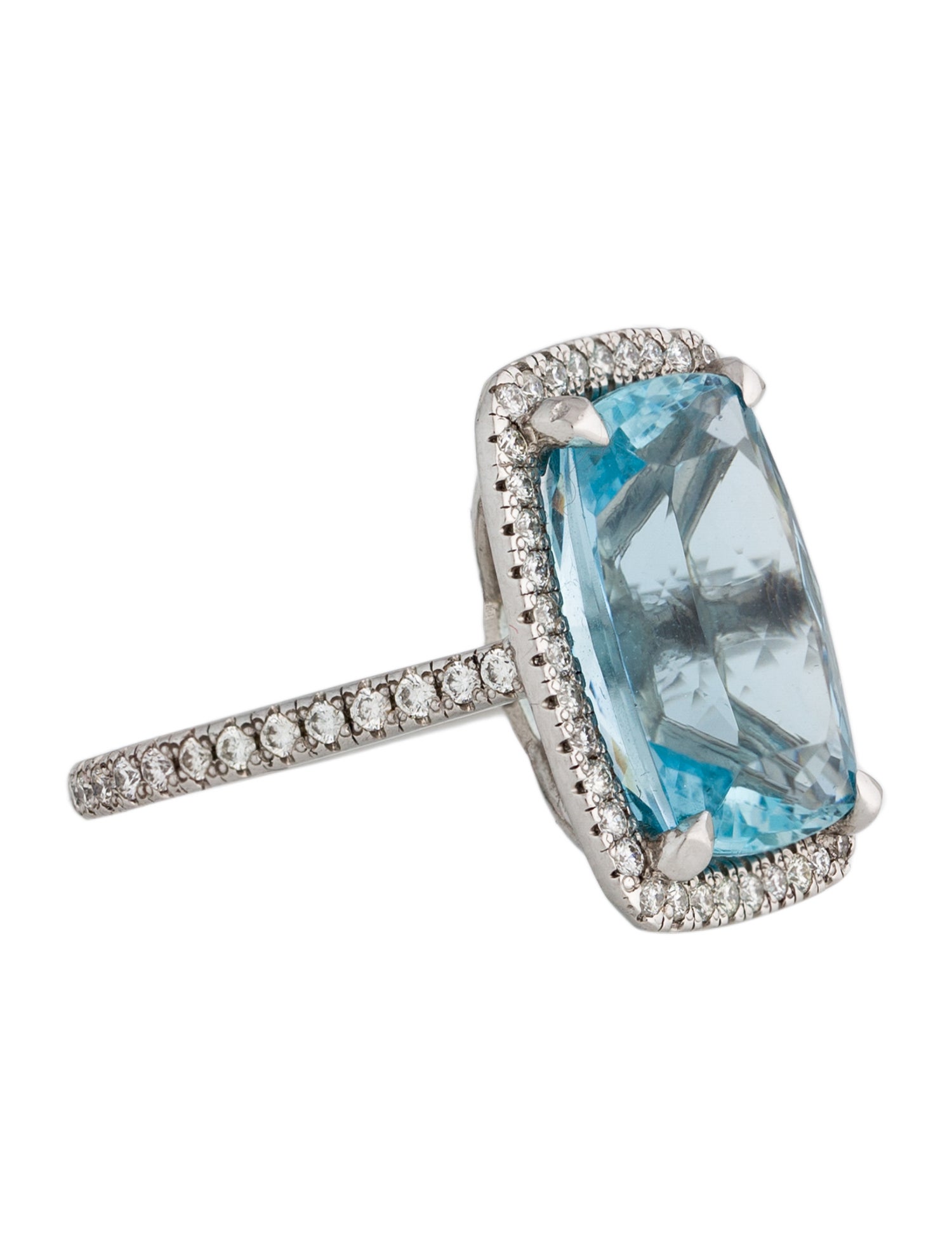 Ring Platinum Aquamarine & Diamond Cocktail Ring