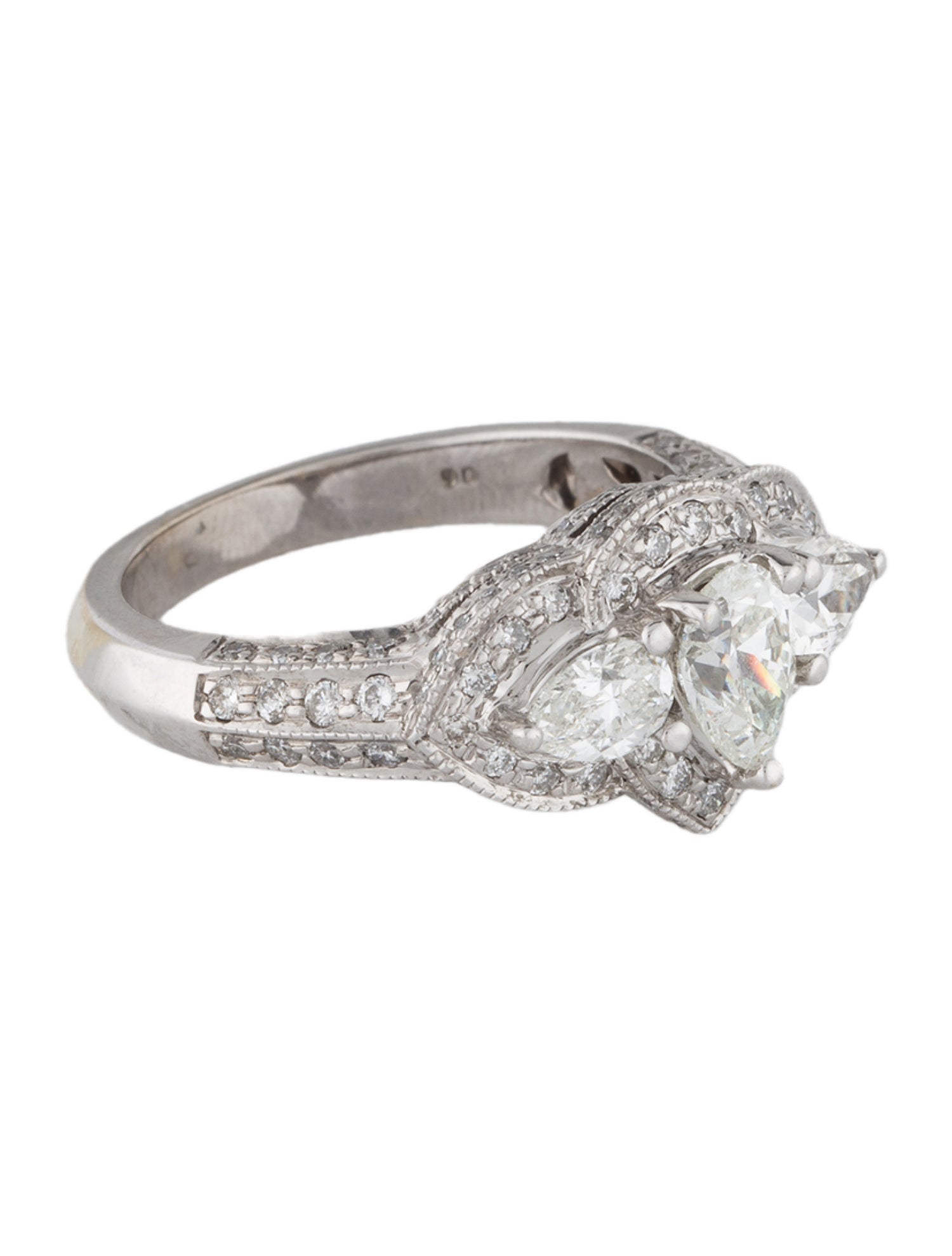 Ring 18K 1.83ctw Diamond Engagement Ring