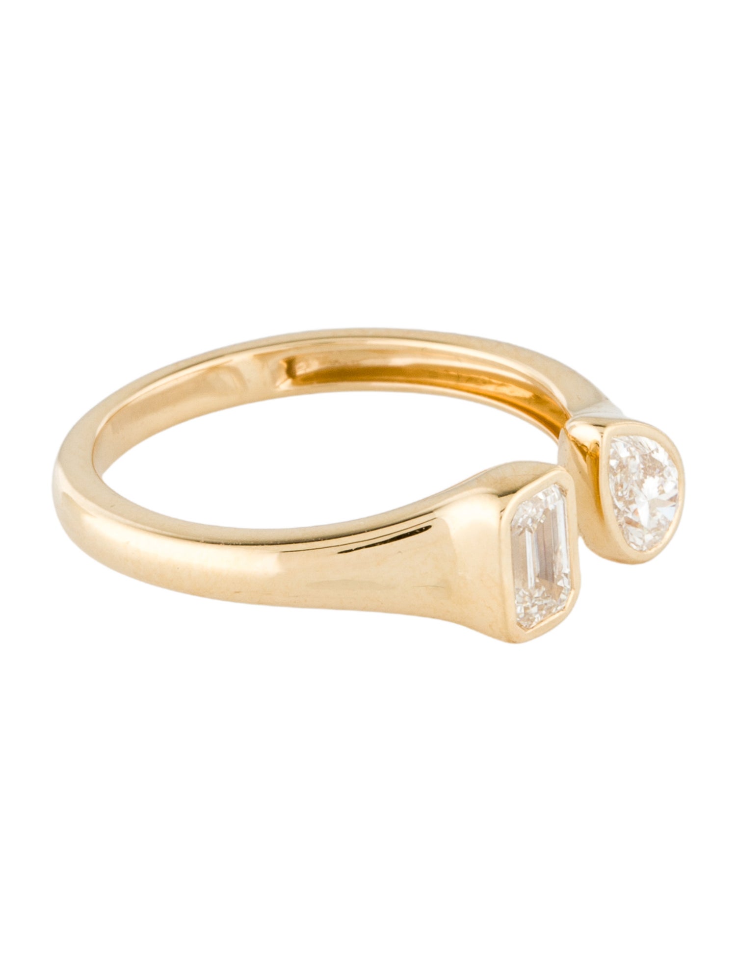 Ring 18K Diamond Bypass Ring