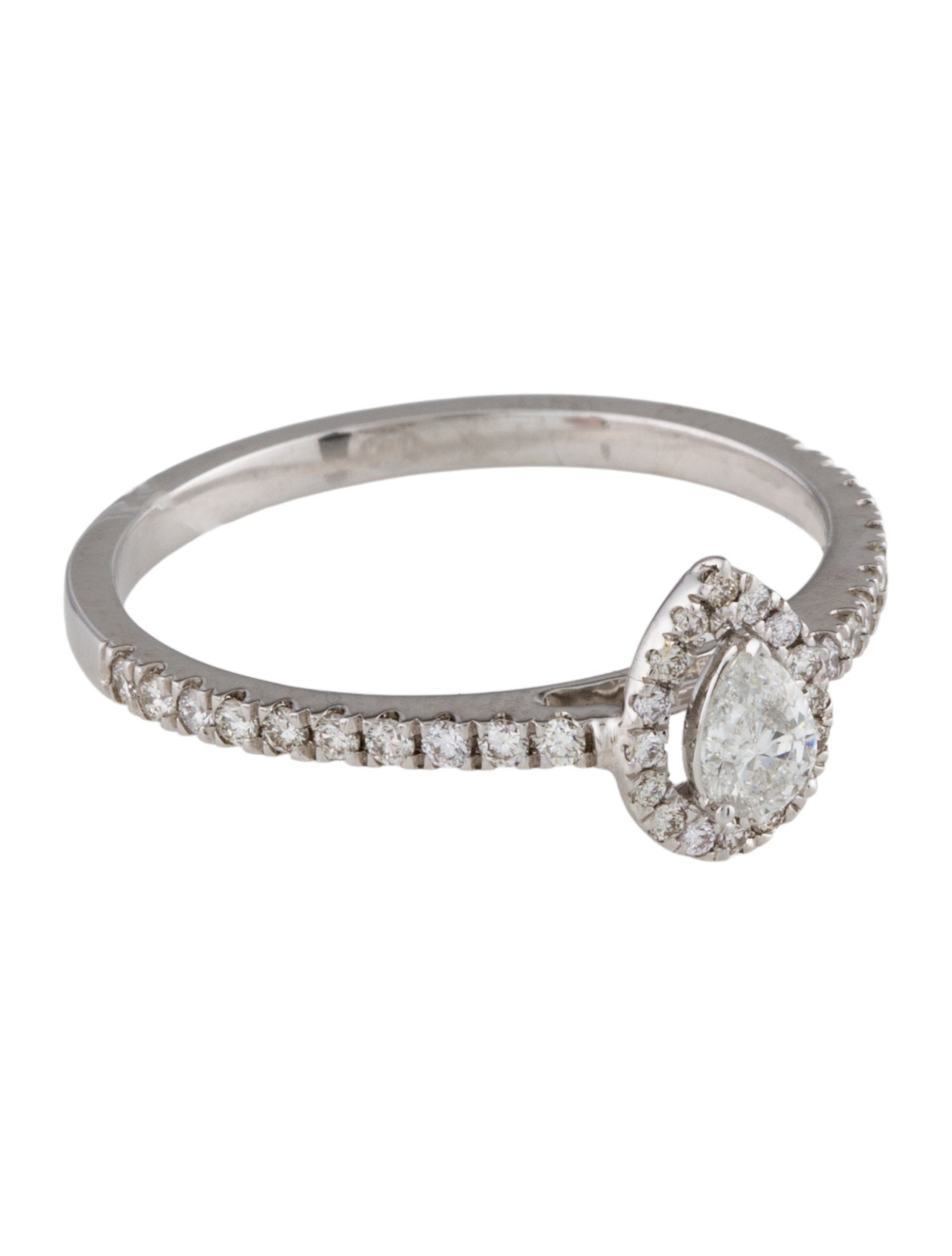 Ring 18K Diamond Halo Stackable Cocktail Ring