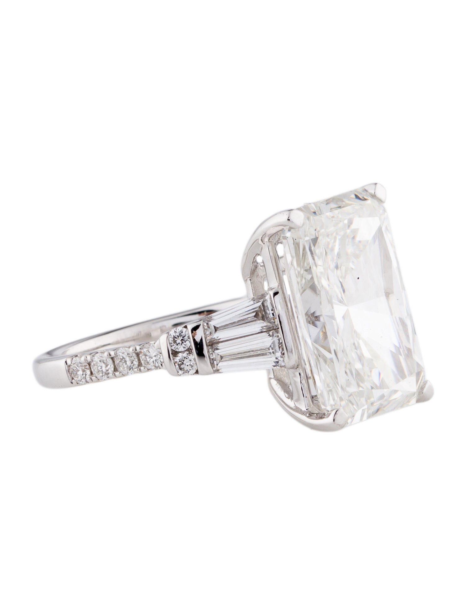 Ring 6.68ct Lab-Grown Diamond Engagement