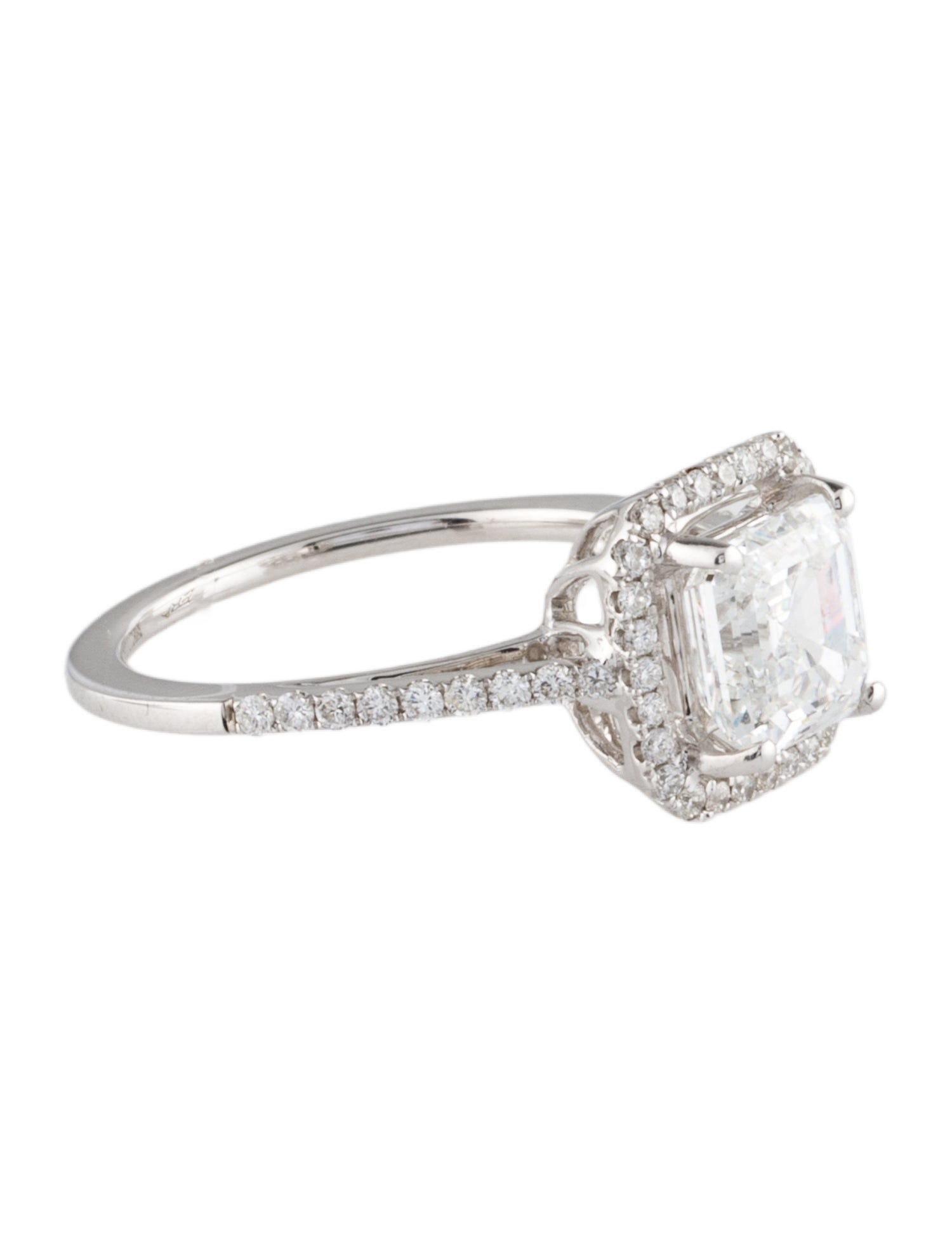 Ring 2.09ct Lab-Grown Diamond Engagement Ring