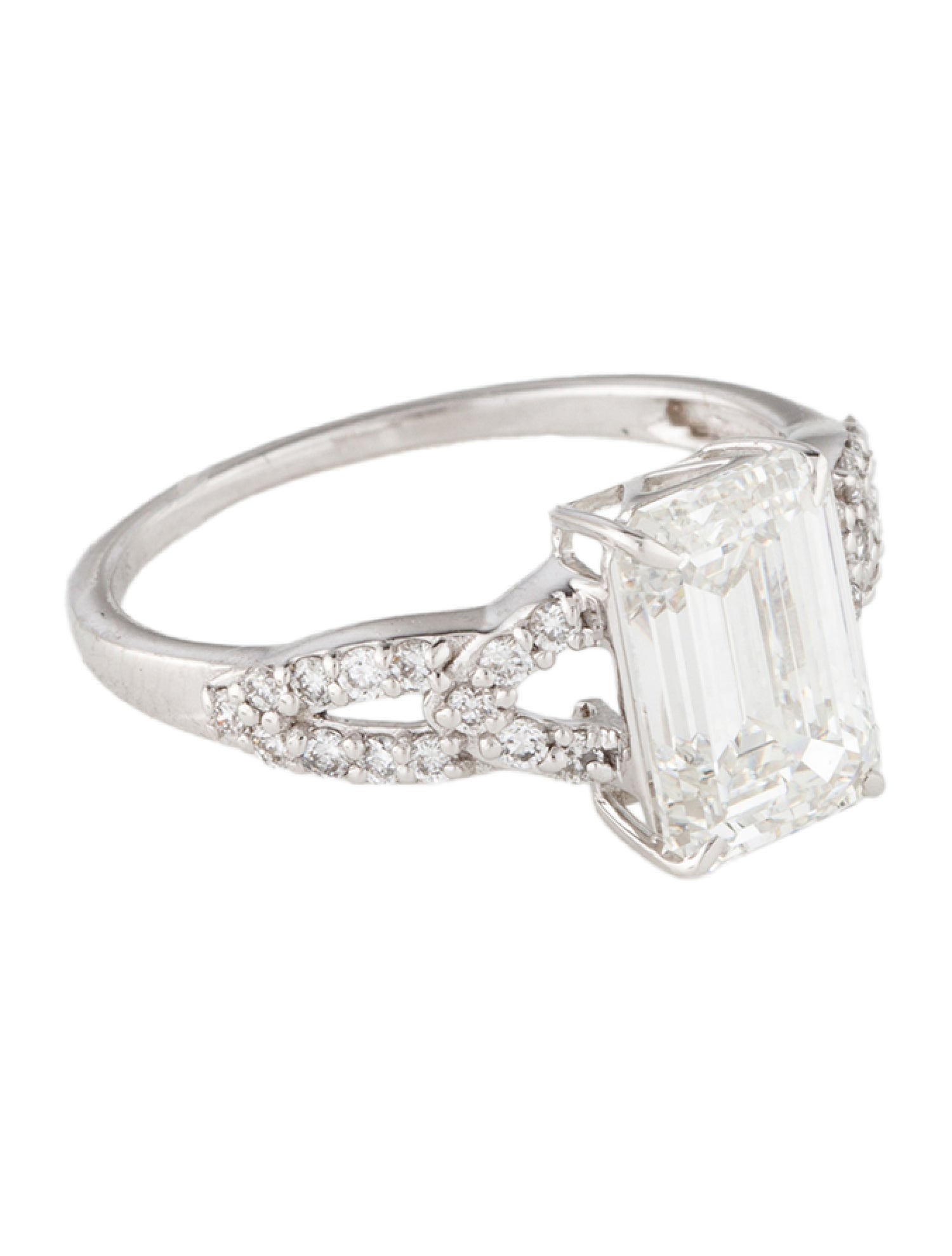 Ring 14K 2.82ct Lab-Grown Diamond Engagement