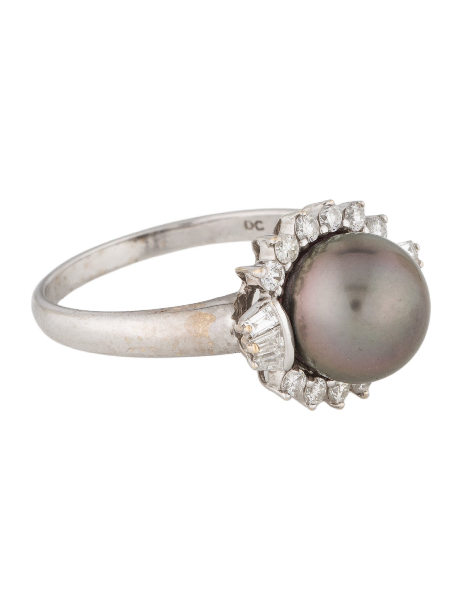 Ring 18K Pearl and Diamond Ring