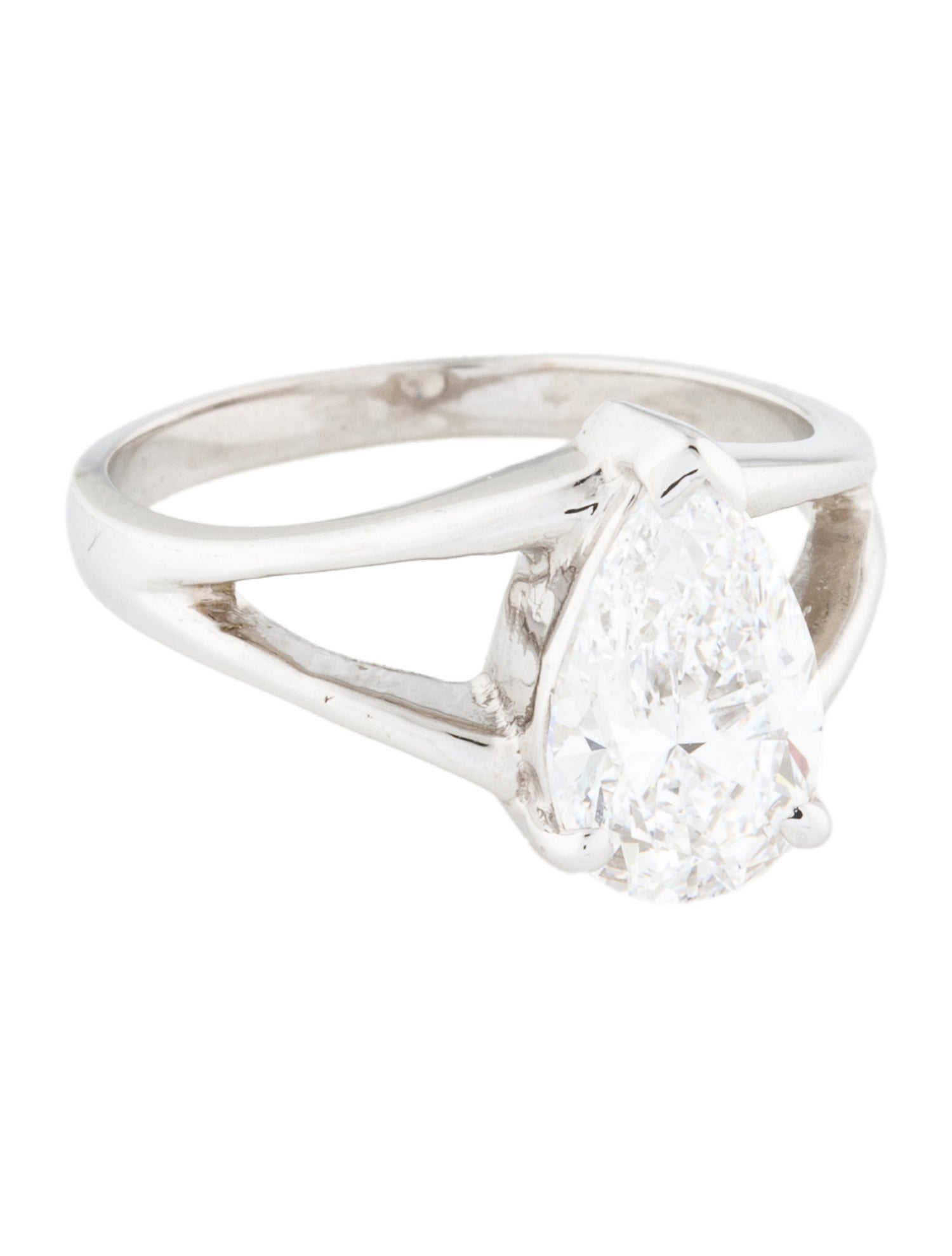 Ring 14K 2.02ctw Lab-Grown Diamond Engagement