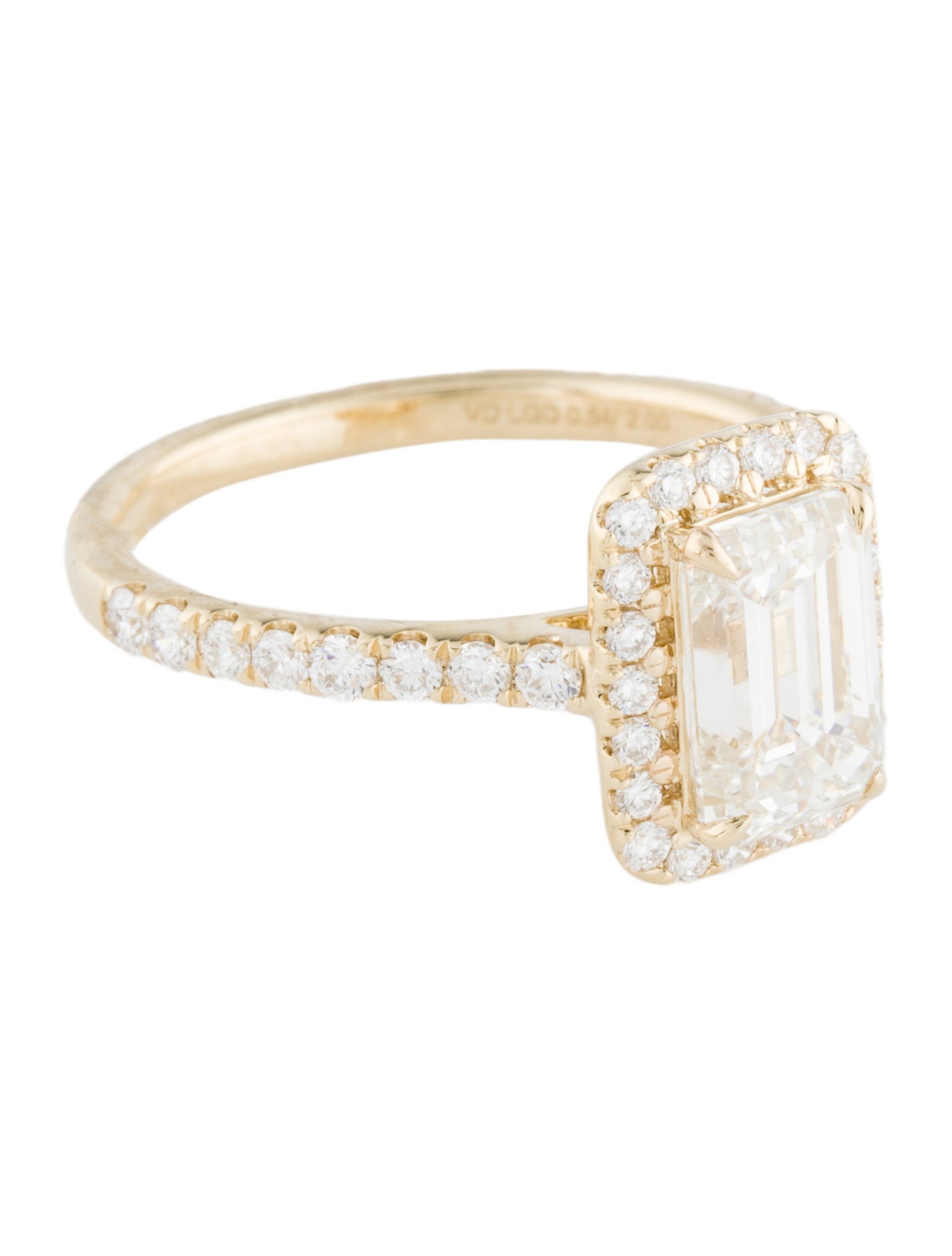 Ring 2.54ctw Lab-Grown Diamond Engagement