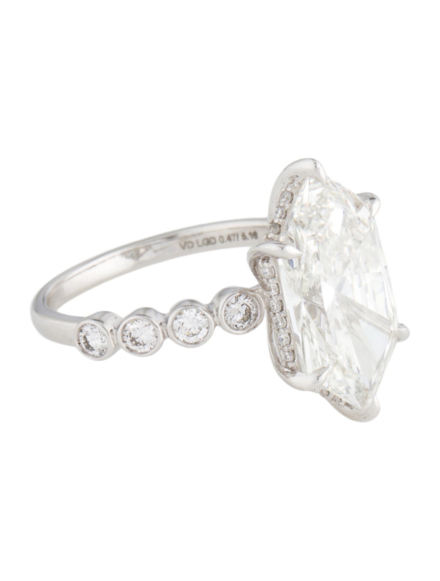 Ring 5.63ctw Lab-Grown Diamond Engagement Ring