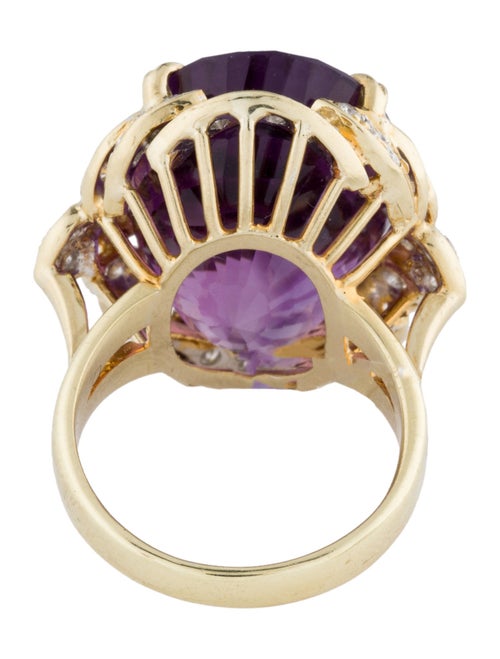 Ring 18K 20.44ct Amethyst & Diamond Cocktail Ring