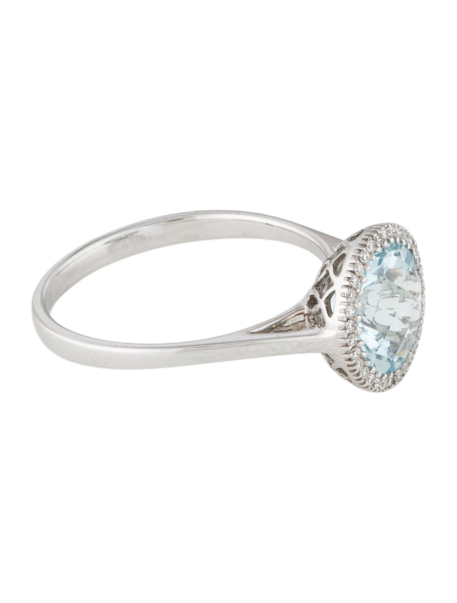 Ring 18K Aquamarine & Diamond Cocktail Ring
