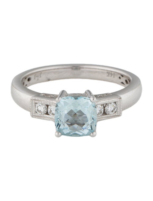 Ring 14K 1.00ct Aquamarine & Diamond Cocktail Ring