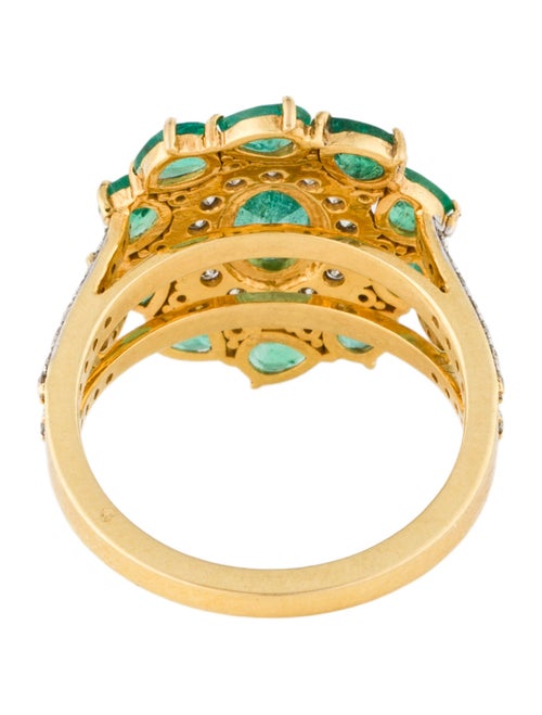 Ring 18K 2.06ctw Emerald & Diamond Floral Cocktail Ring