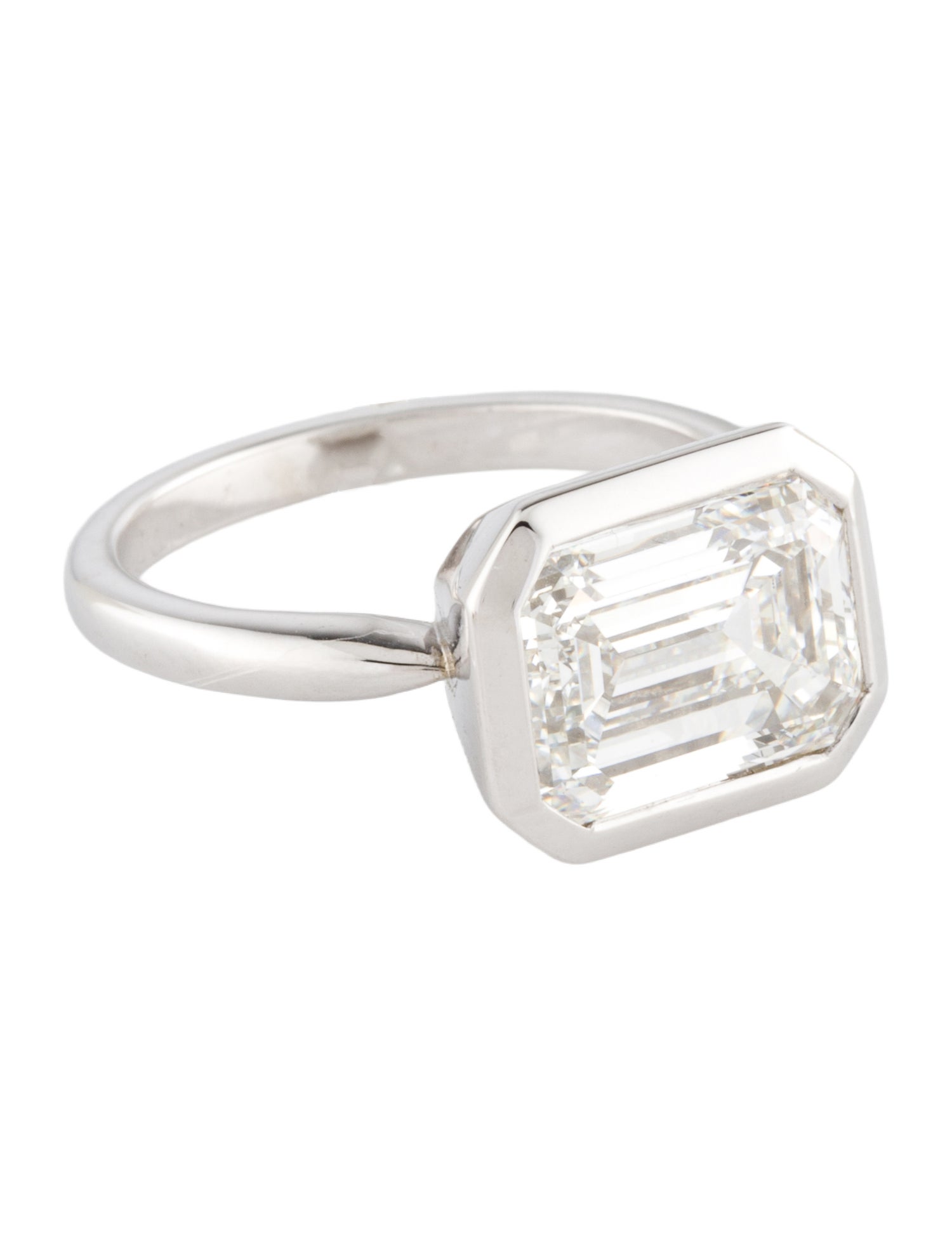 Ring 14K 4.60ct Lab-Grown Diamond Bezel Set Engagement