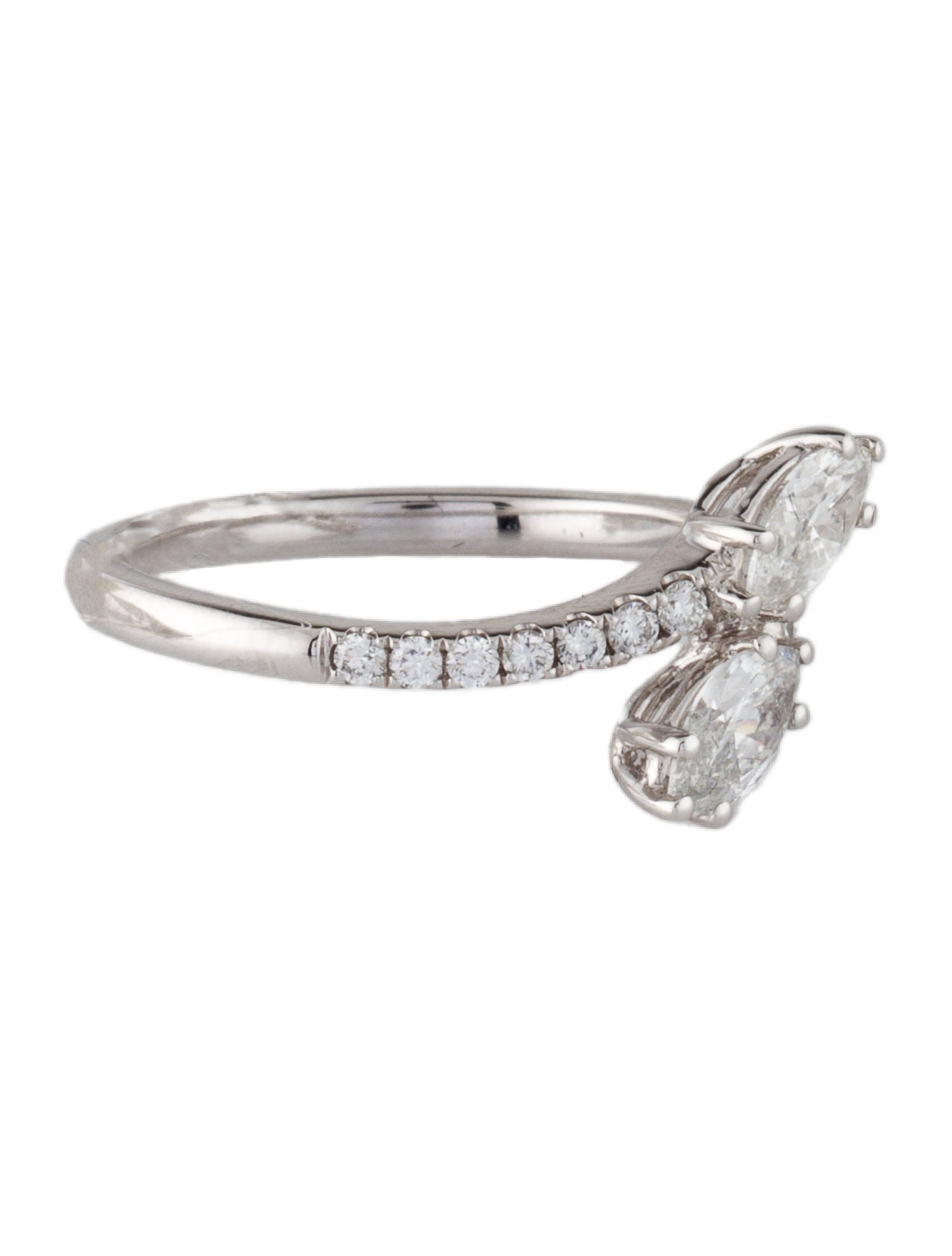 Ring 18K Diamond Bypass Ring