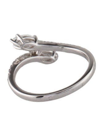 Ring 18K Diamond Bypass Ring