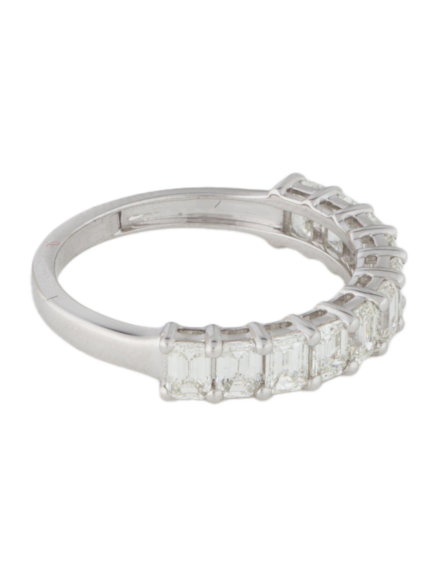 Ring 18K 1.57ctw Diamond Band