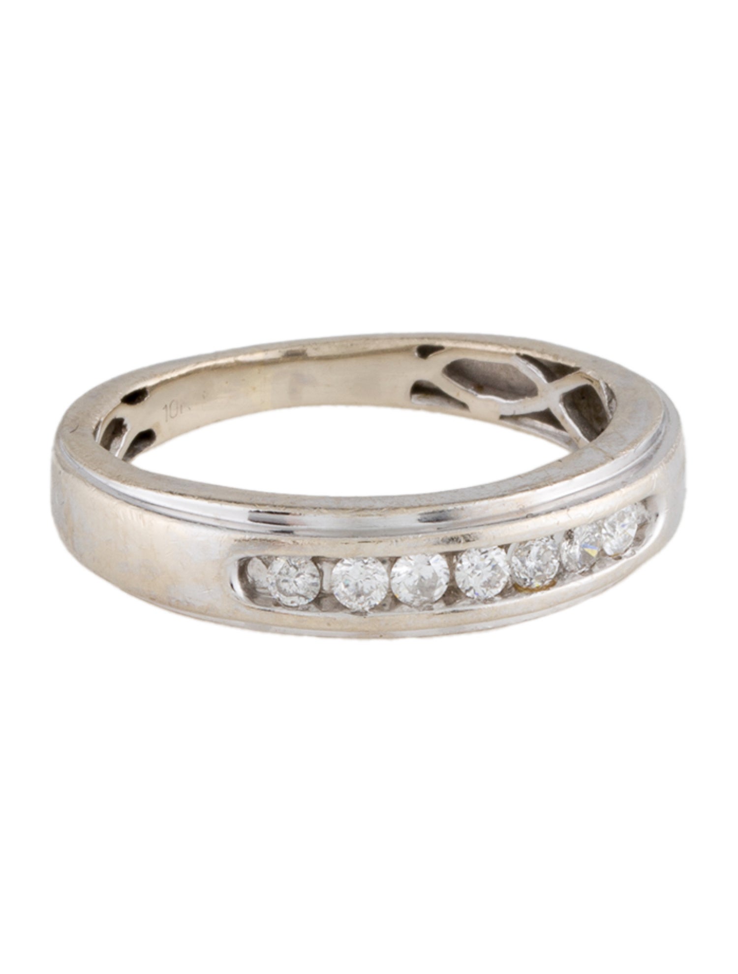 Ring 10K Diamond Band