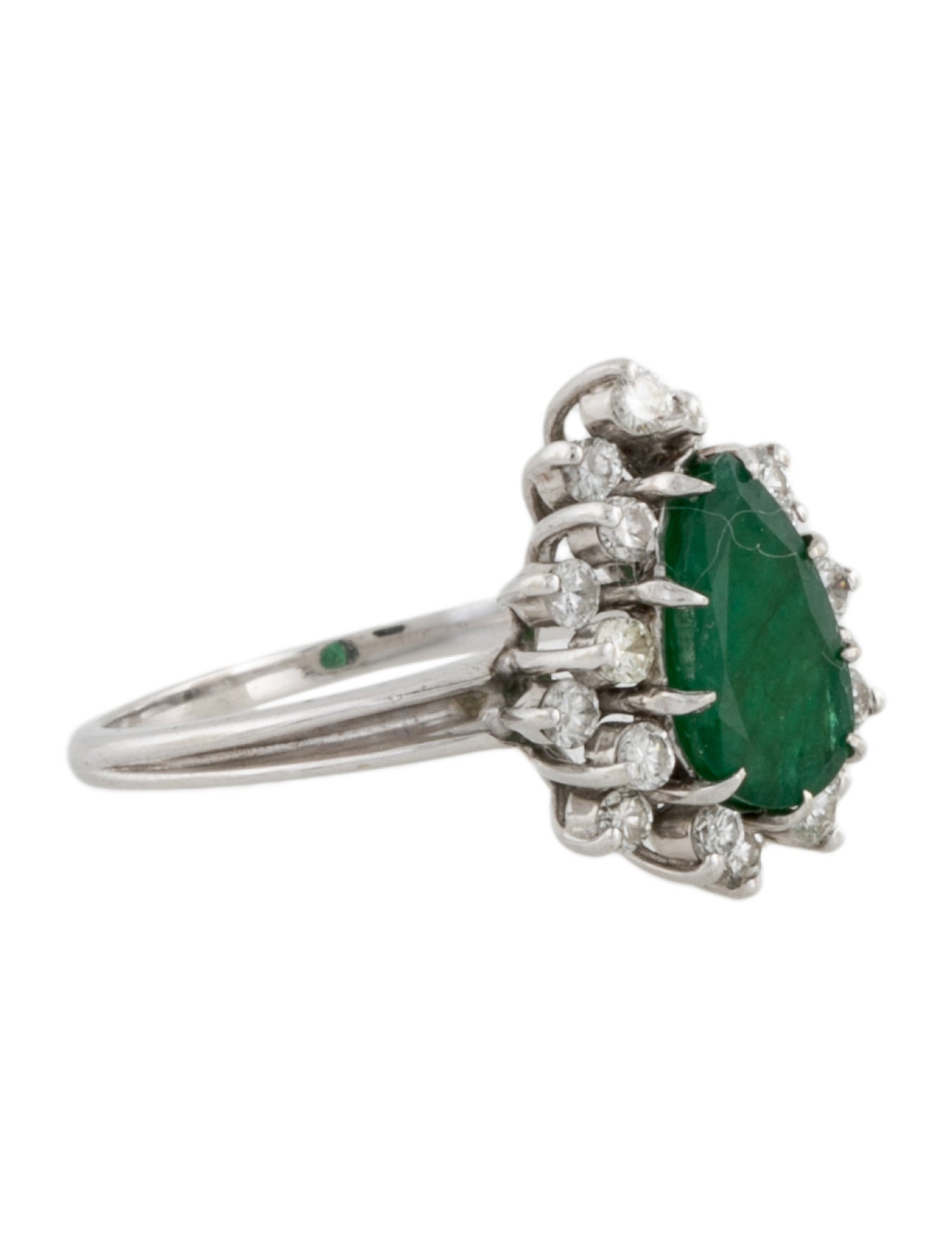 Ring 14K Emerald & Diamond